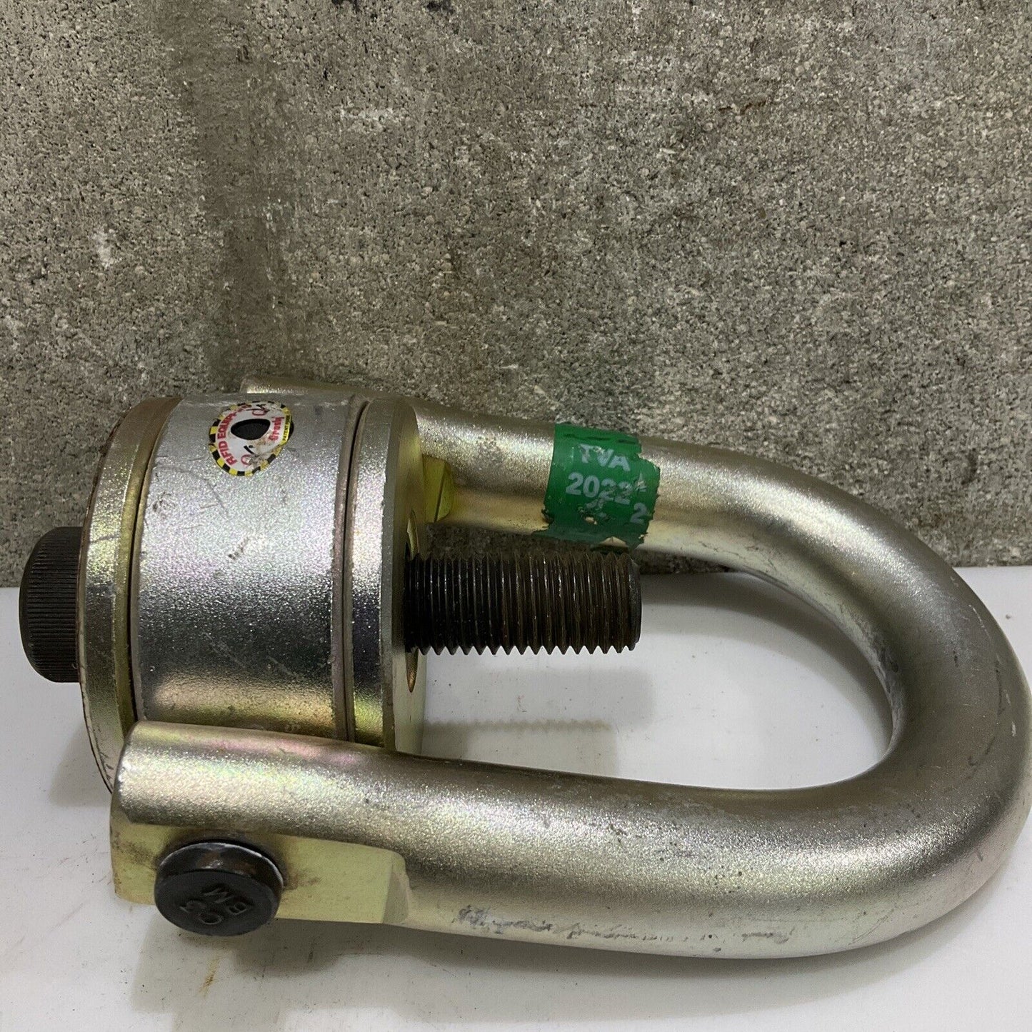 CROSBY CG F-3 7XK CE SWIVEL HOIST RING TORQUE 100 FT-LBS WLL 7000 LBS 107