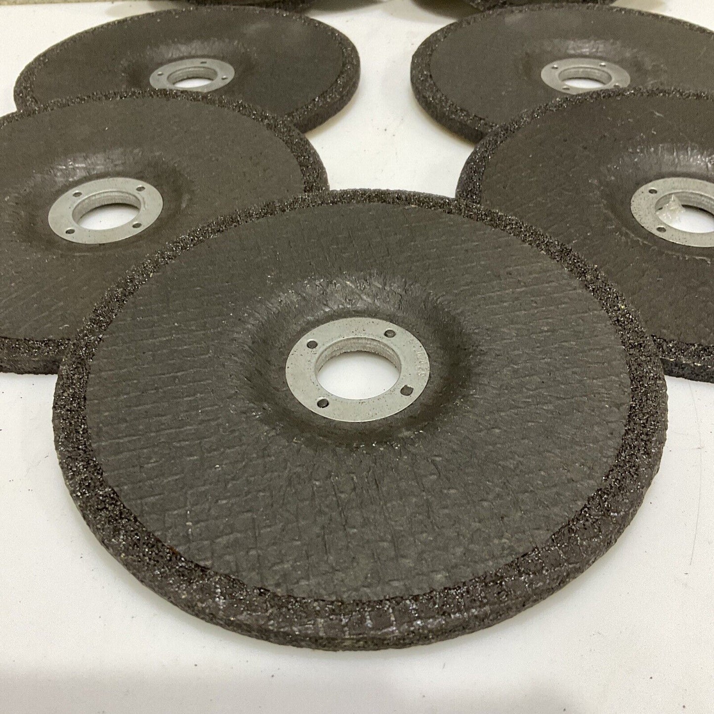 DEWALT DW4624 TYPE 27 METAL GRINDING 1/4IN A24R 6 X 1/4 X 7/8 107 LOT OF 7
