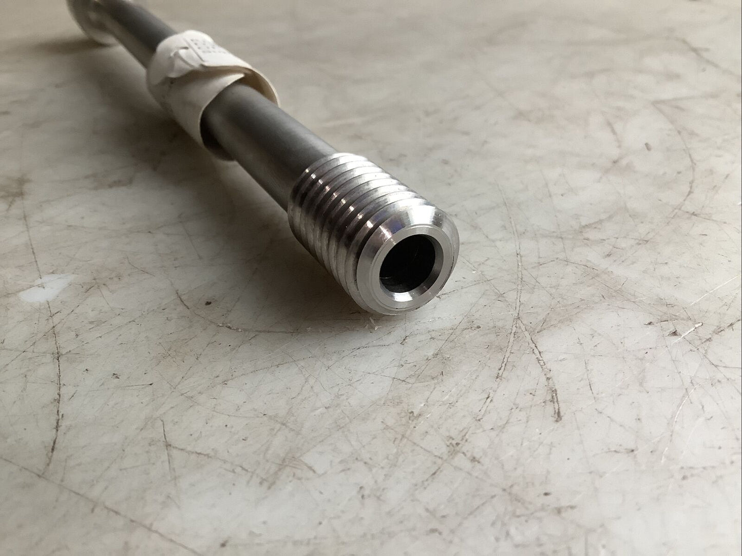ROTOFLOW CORP 6965009033 RETAINING SCREW 678