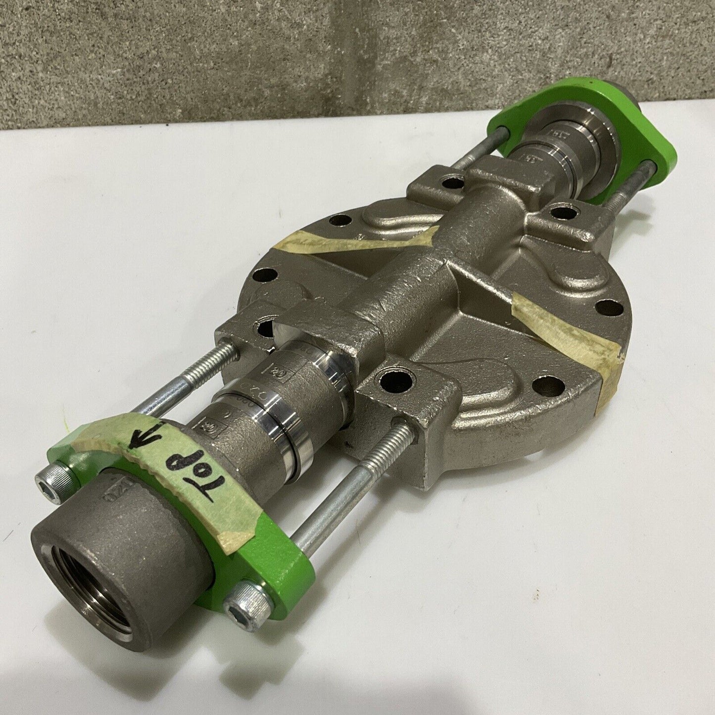 PULSAFEEDER W202825-020 REAGENT HEAD ASSEMBLY 678