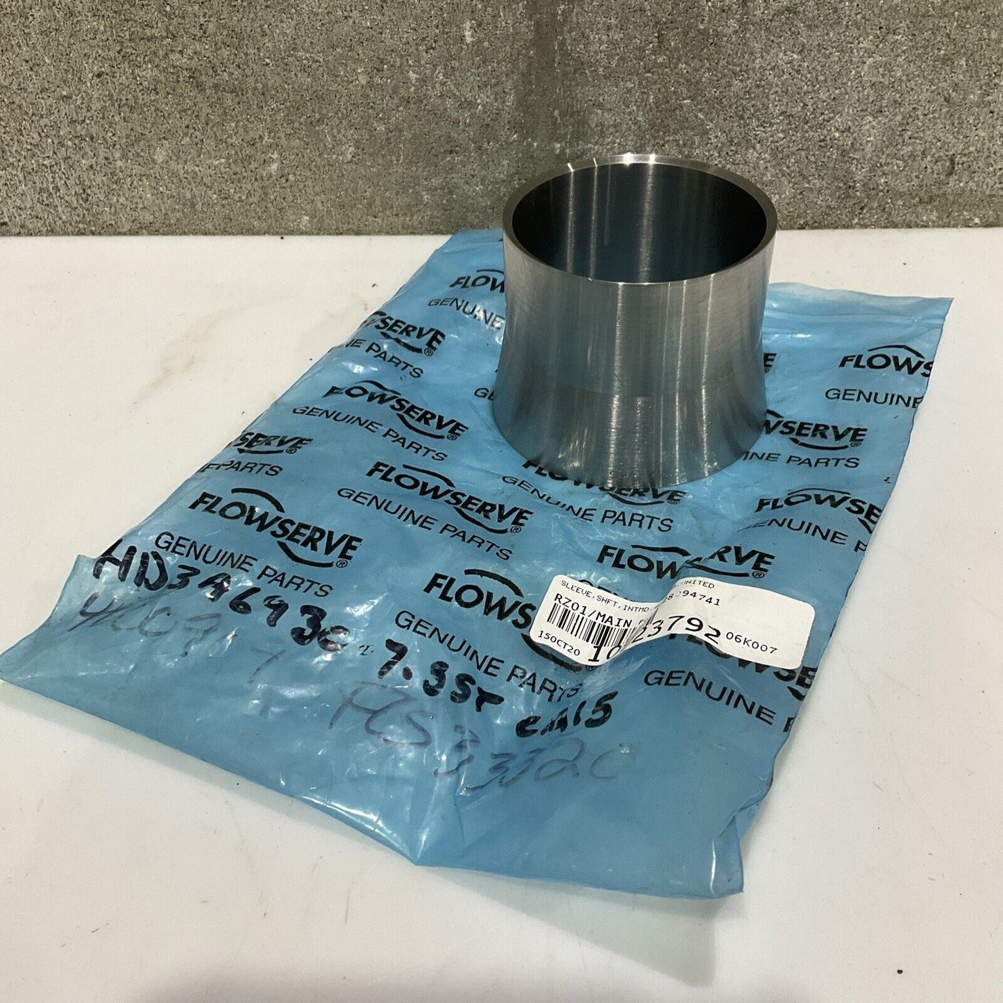 FLOWSERVE UNITED 400909 INTMD SHAFT SLEEVE 678