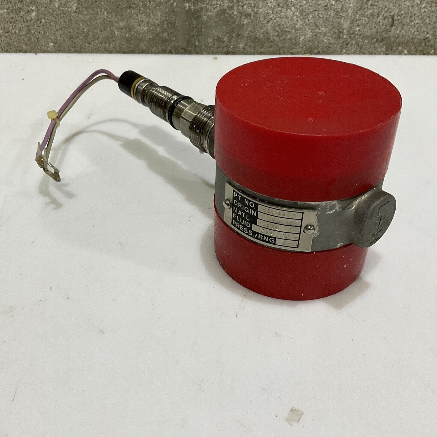 FOXBORO 84X-60700 B013952 2A8409 B0139SZ PRESSURE SENSOR 555