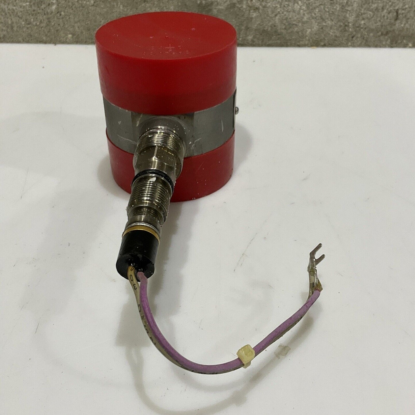 FOXBORO 84X-60700 B013952 2A8409 B0139SZ PRESSURE SENSOR 555