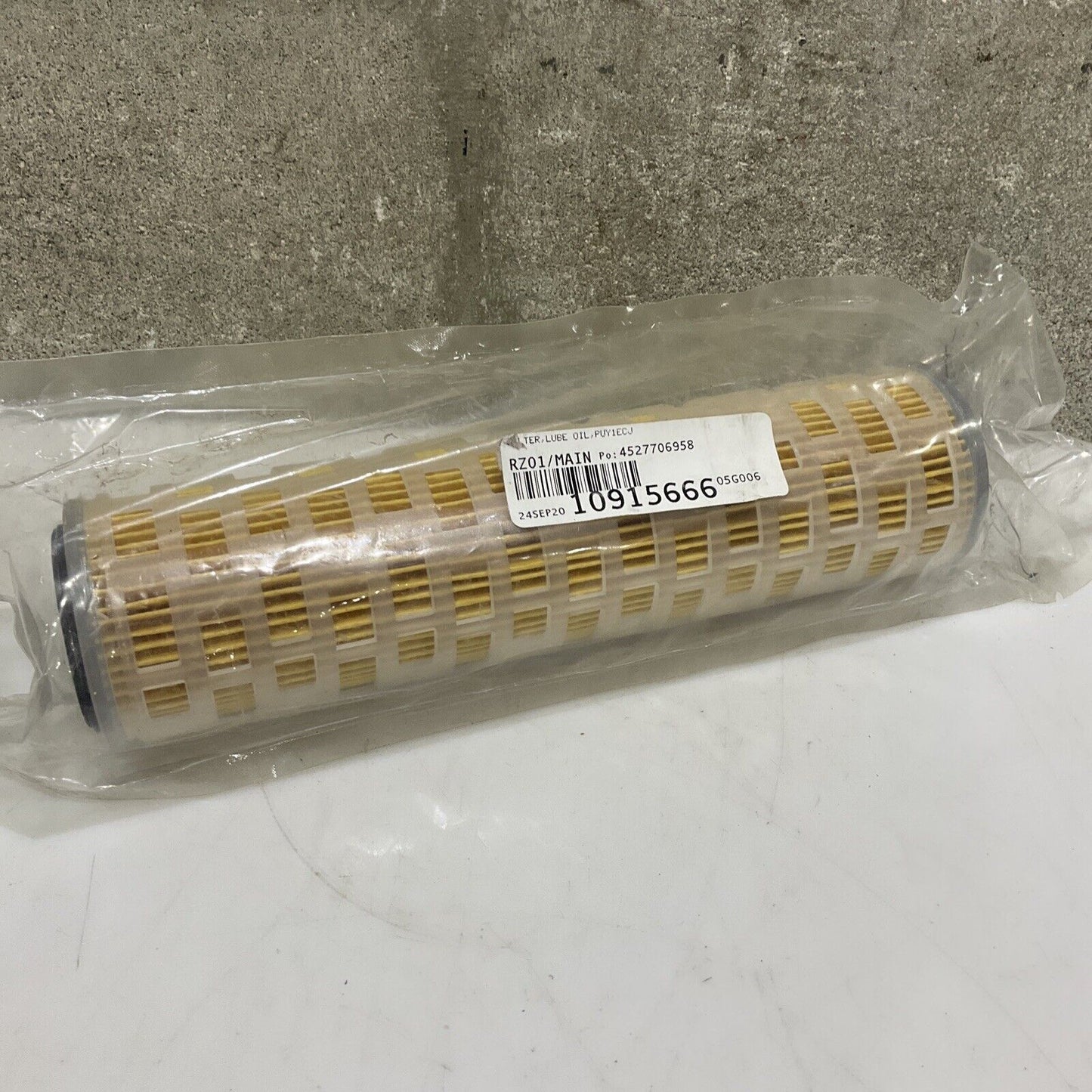 PALL PUY1EEJ FILTER CARTRIDGE 678