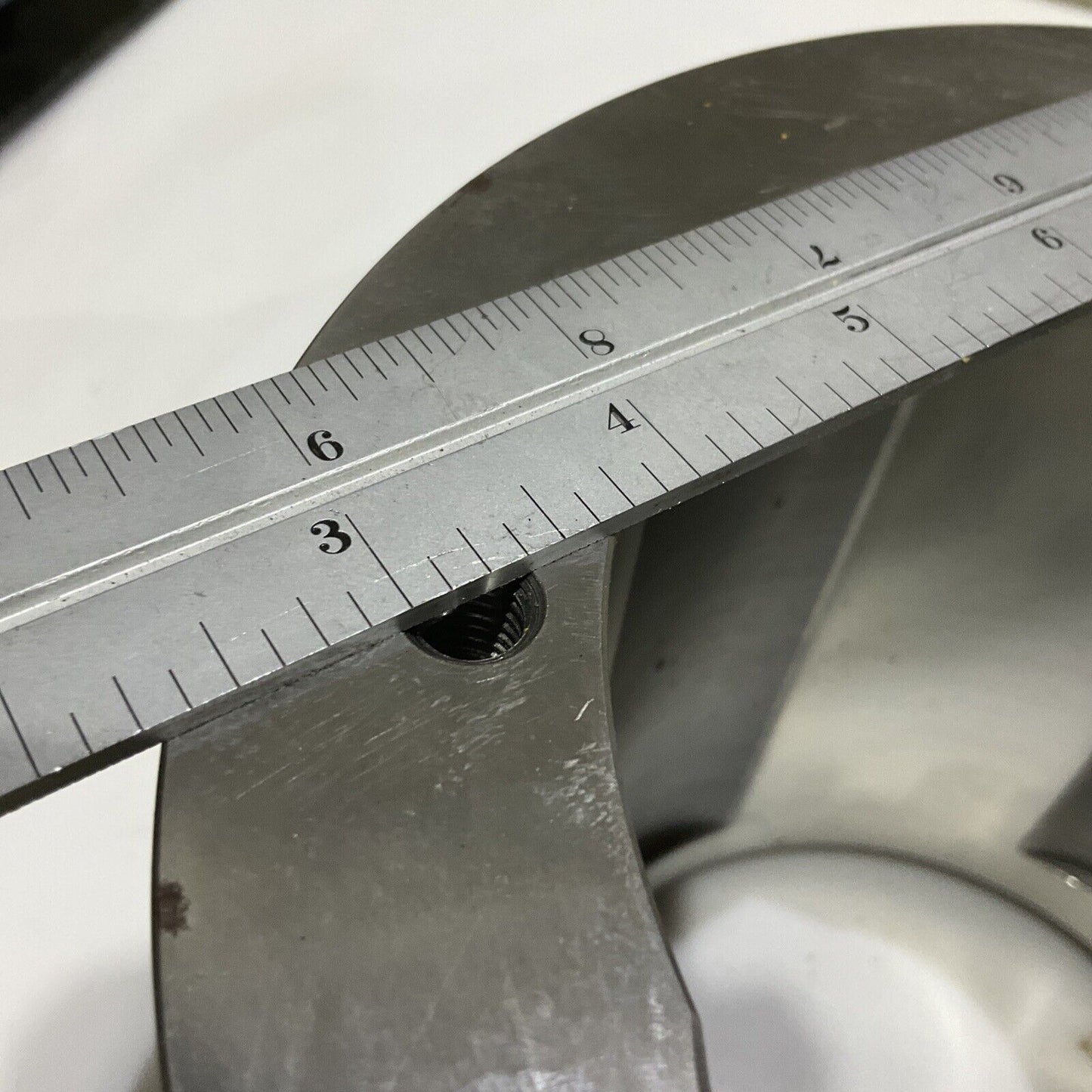 FES INTL 350-000040-321 R32083 147530 H29-2 OUTLET BEARING JOURNAL 678