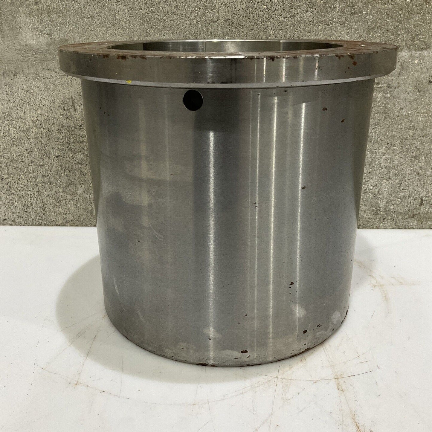 FES INTL 350-000040-321 R32083 147530 H29-2 OUTLET BEARING JOURNAL 678
