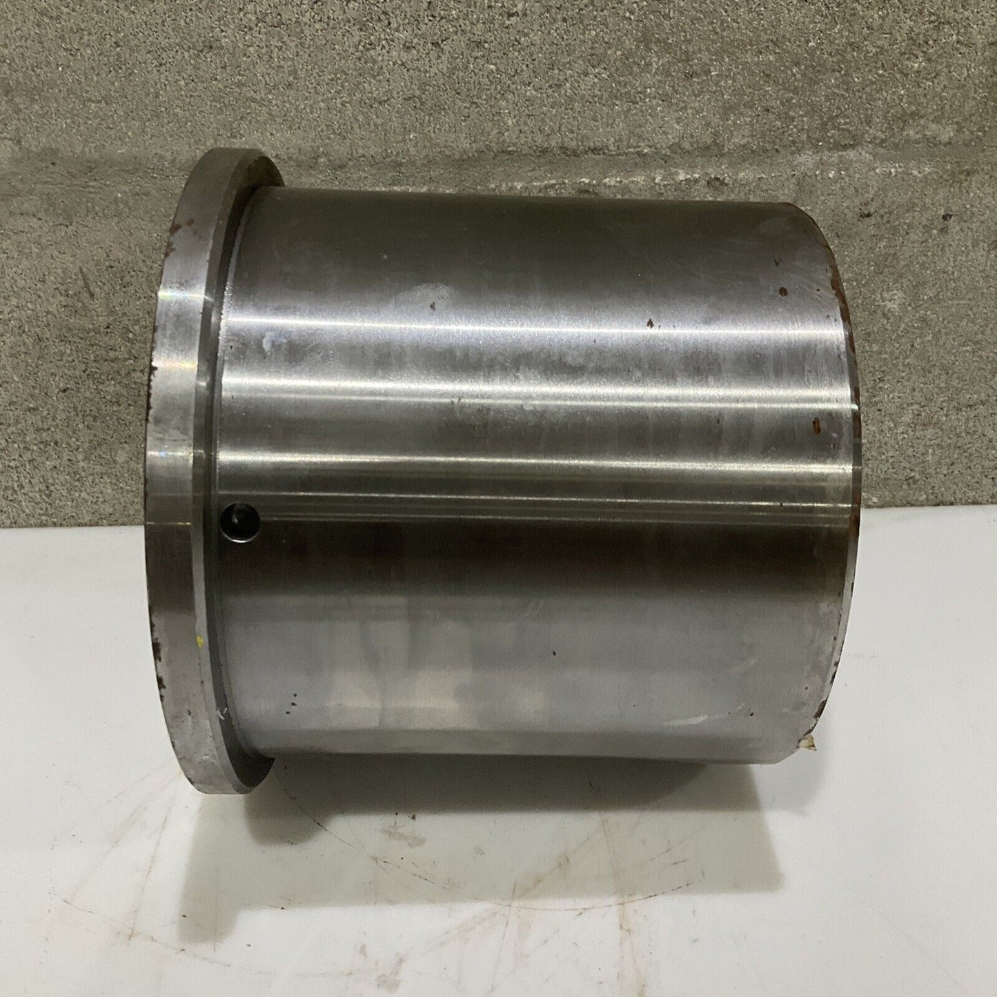 FES INTL 350-000040-321 R32083 147530 H29-2 OUTLET BEARING JOURNAL 678