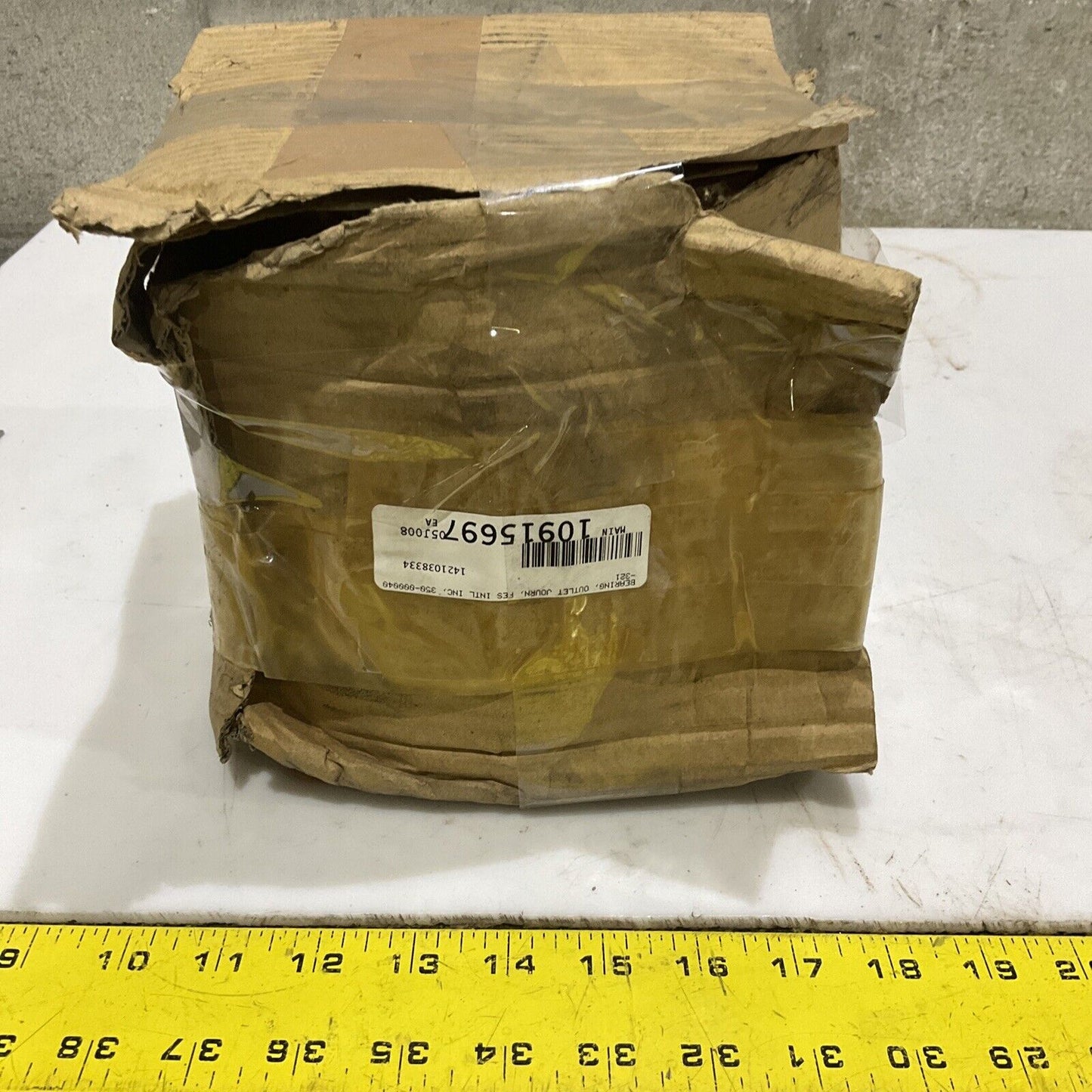 FES INTL 350-000040-321 R32083 147530 H29-2 OUTLET BEARING JOURNAL 678