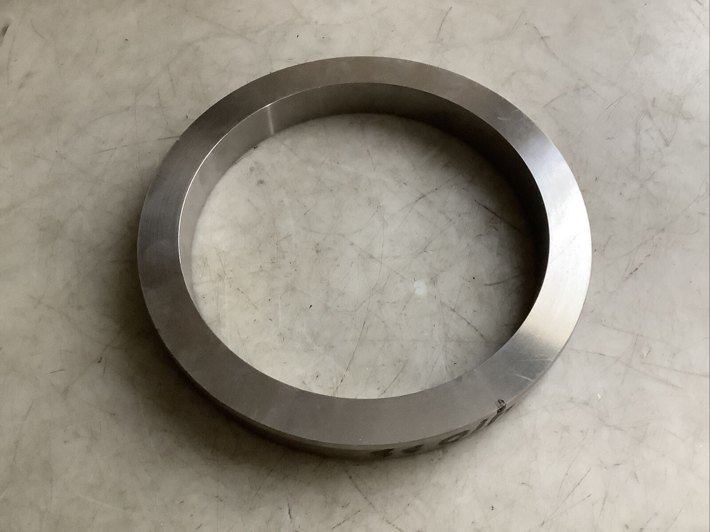 SPX 808A0194300E11903 CASING WEAR RING 678