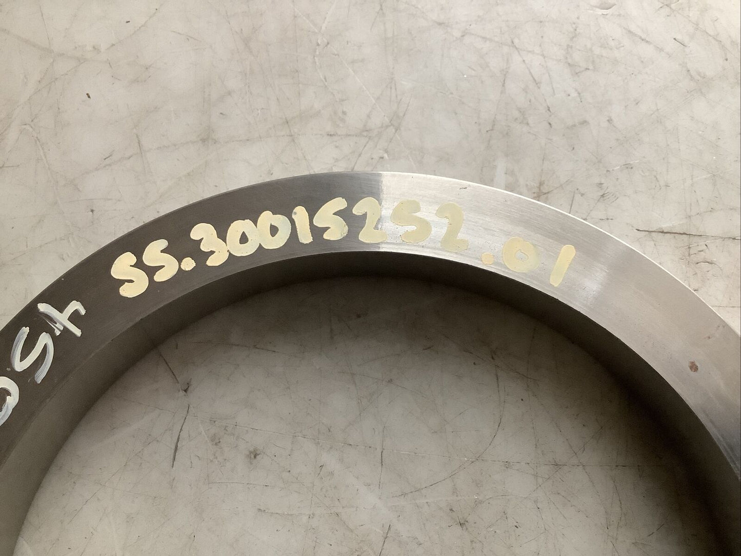SPX 808A0194300E11903 CASING WEAR RING 678
