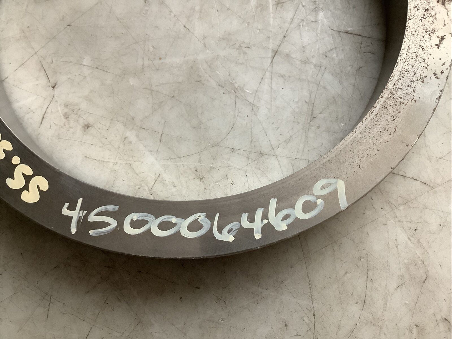 SPX 808A0194300E11903 CASING WEAR RING 678