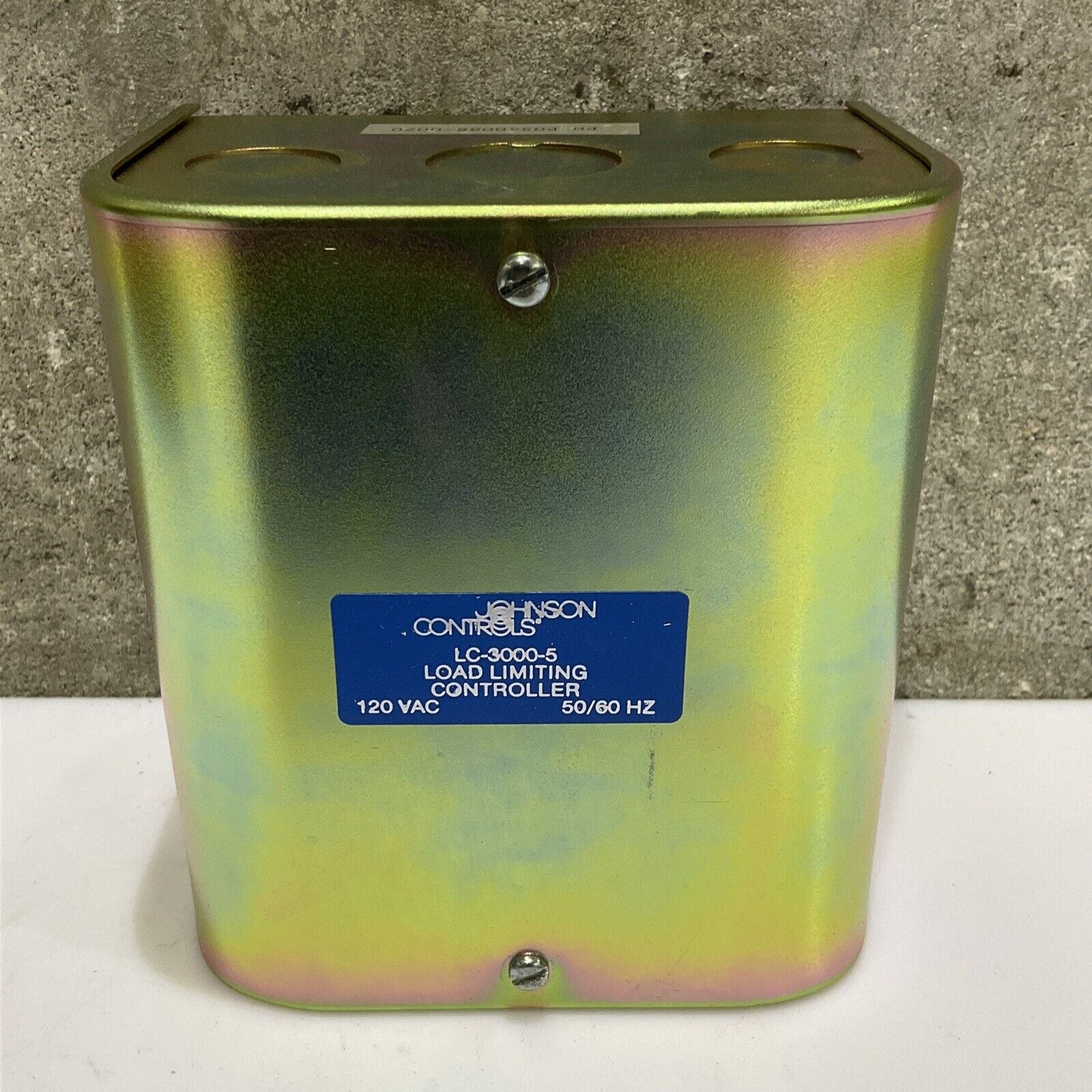 JOHNSON CONTROLS LC-3000-5 P0540088-0020 LOAD LIMITING CONTROLLER ENCLOSURE 555