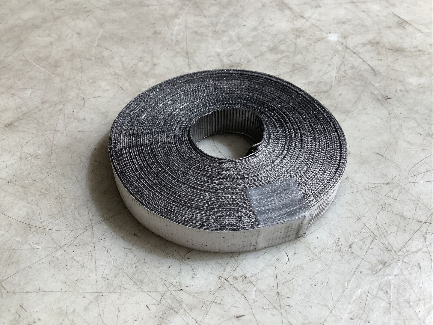 LAMONS PUCGTHC015G025 CRINKLE ADHESIVE TAPE 0.015IN X 1/2IN X 25' 678