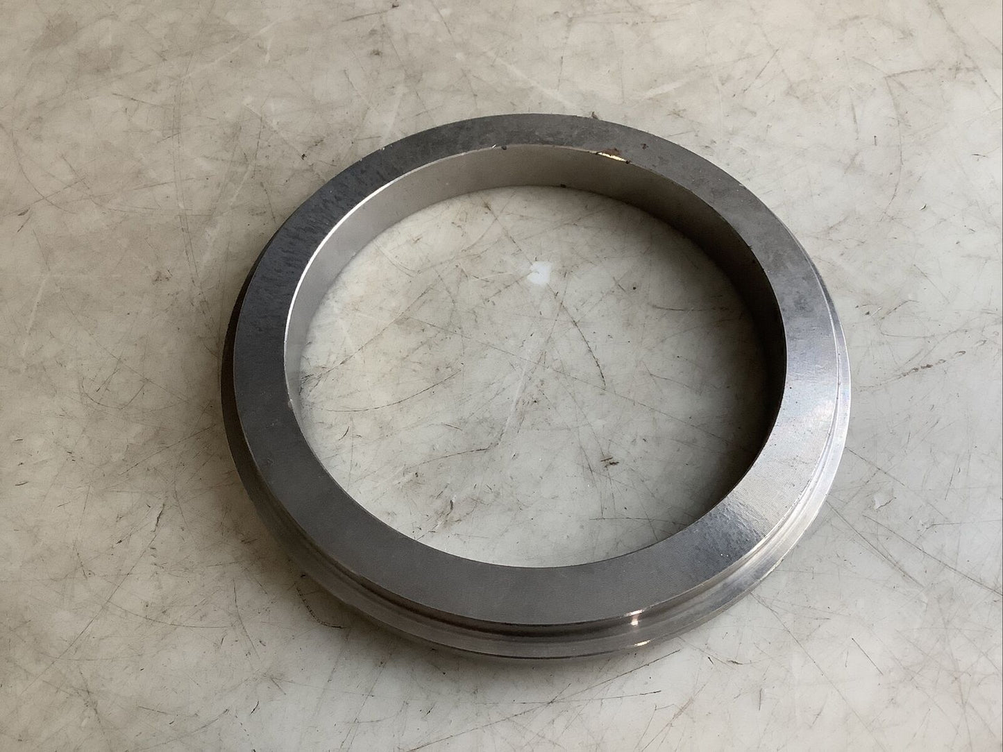 DAVID BROWN UNION PUMPS 847B0189101E11500 THROAT BUSHING 678