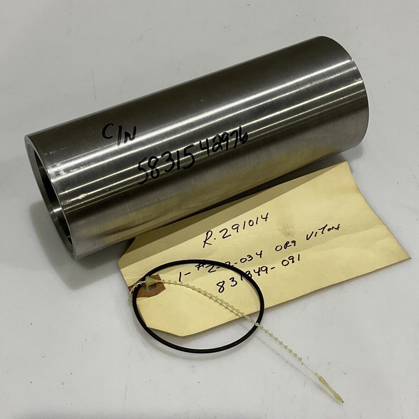 HAZELTON 593991-087 SHAFT SLEEVE 678
