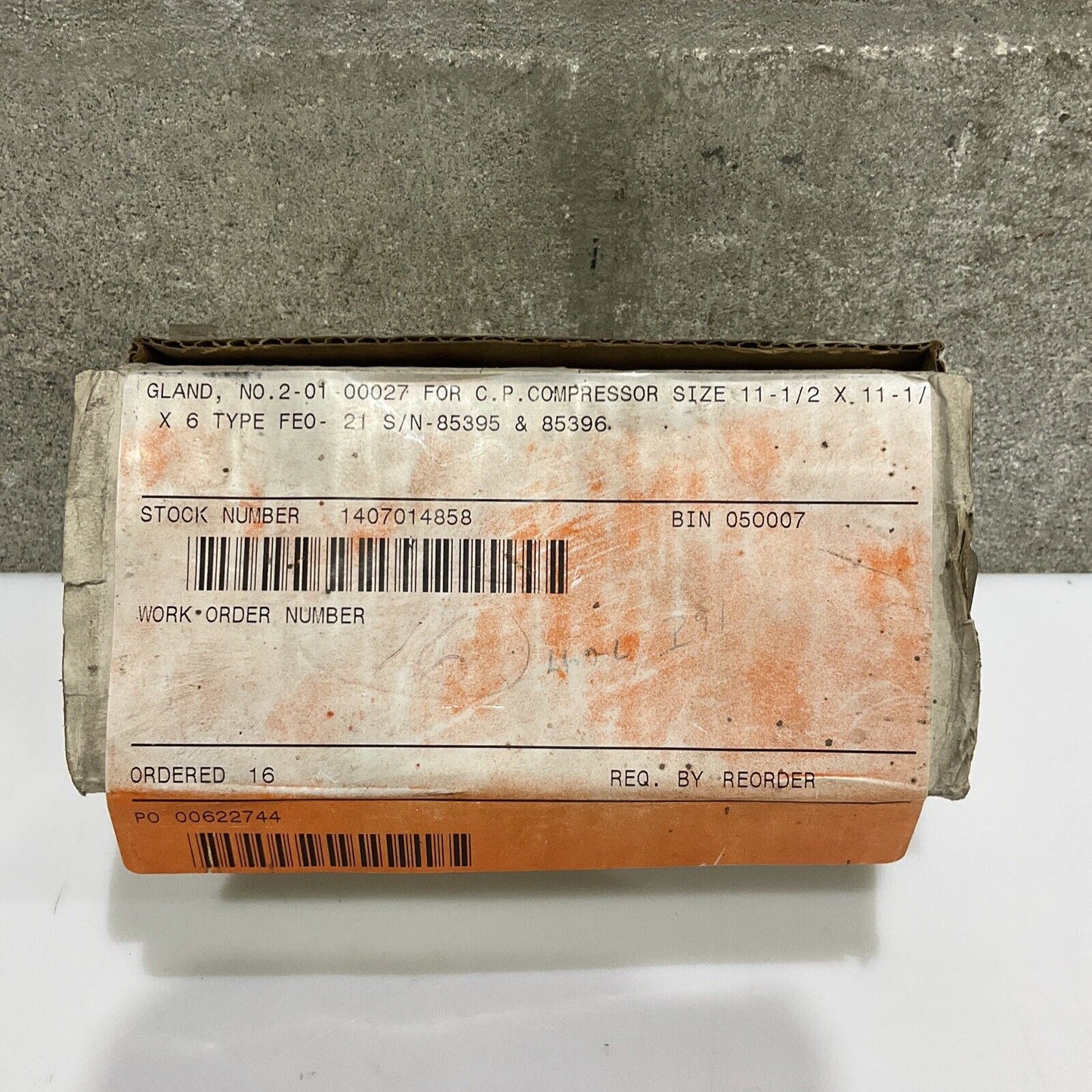 CHICAGO PNEUMATIC 2-01-0002 GLAND 678 LOT OF 16