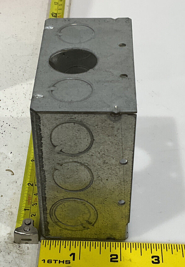 P&S LEGRAND TURN LOCKING CONNECTOR 50A 480V IN JUNCTION BOX