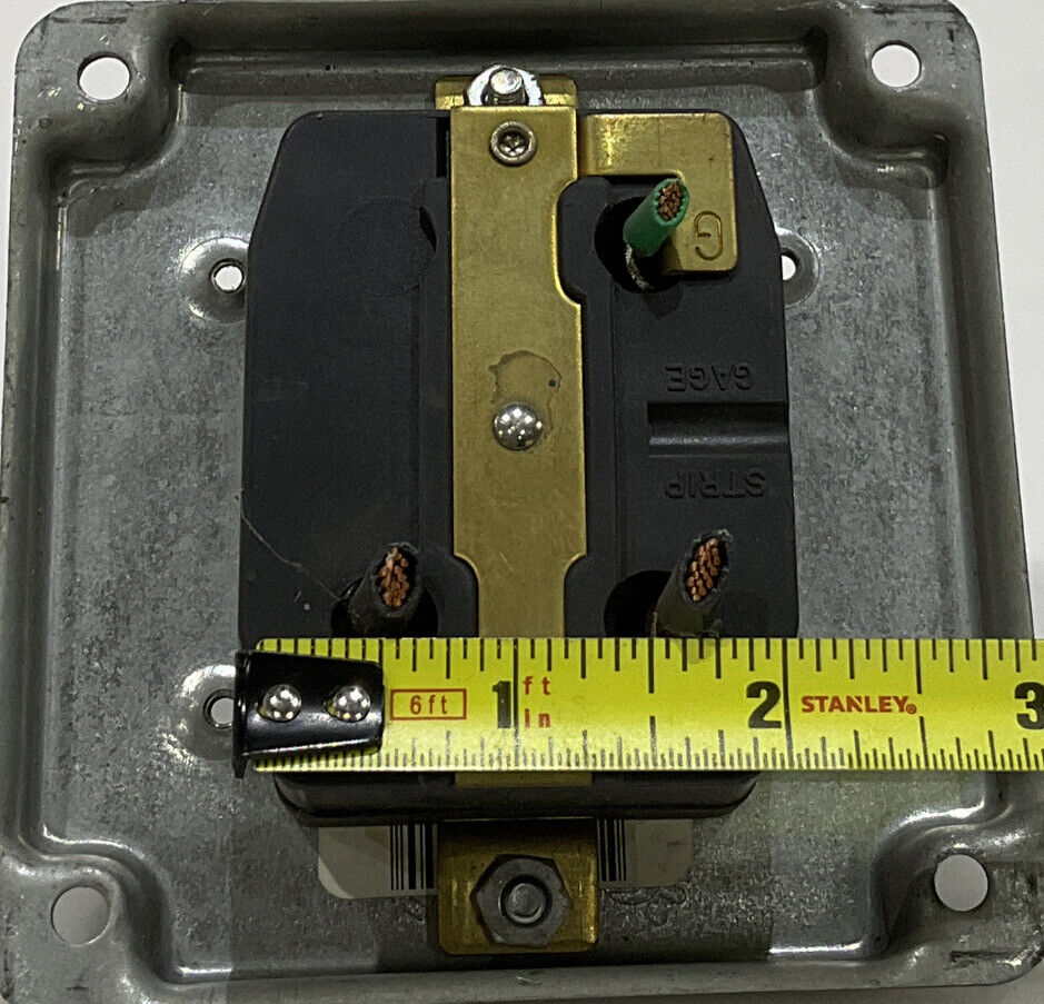 P&S LEGRAND TURN LOCKING CONNECTOR 50A 480V IN JUNCTION BOX