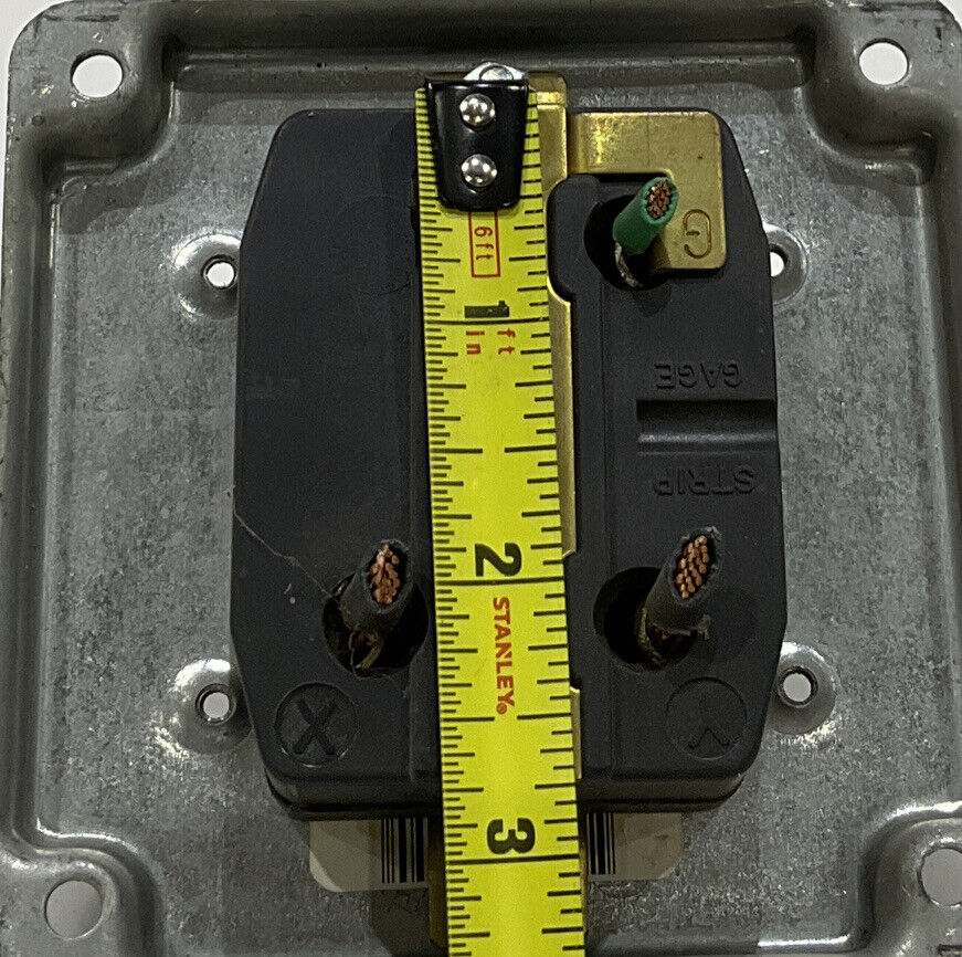 P&S LEGRAND TURN LOCKING CONNECTOR 50A 480V IN JUNCTION BOX