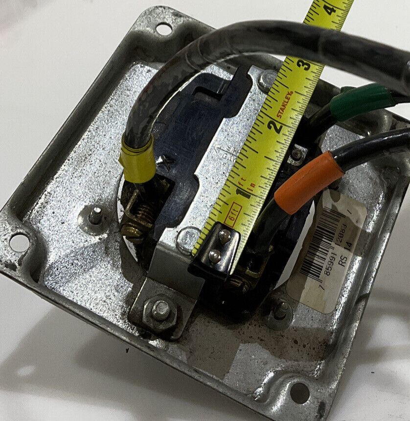 HUBBELL TWIST-LOCK 50A 480VAC