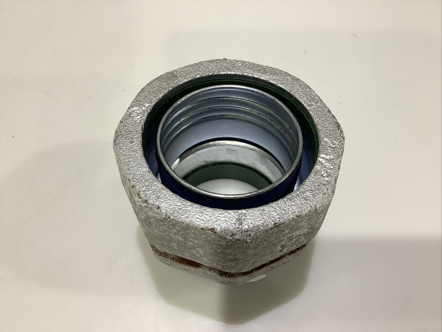 STEEL ELECTRIC SLT33T LIQUIDTIGHT CONNECTOR INSULATED 2-1/2IN - QTY 10 ECH