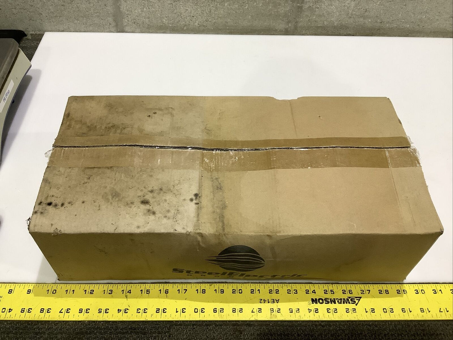STEEL ELECTRIC SLT33T LIQUIDTIGHT CONNECTOR INSULATED 2-1/2IN - QTY 10 ECH