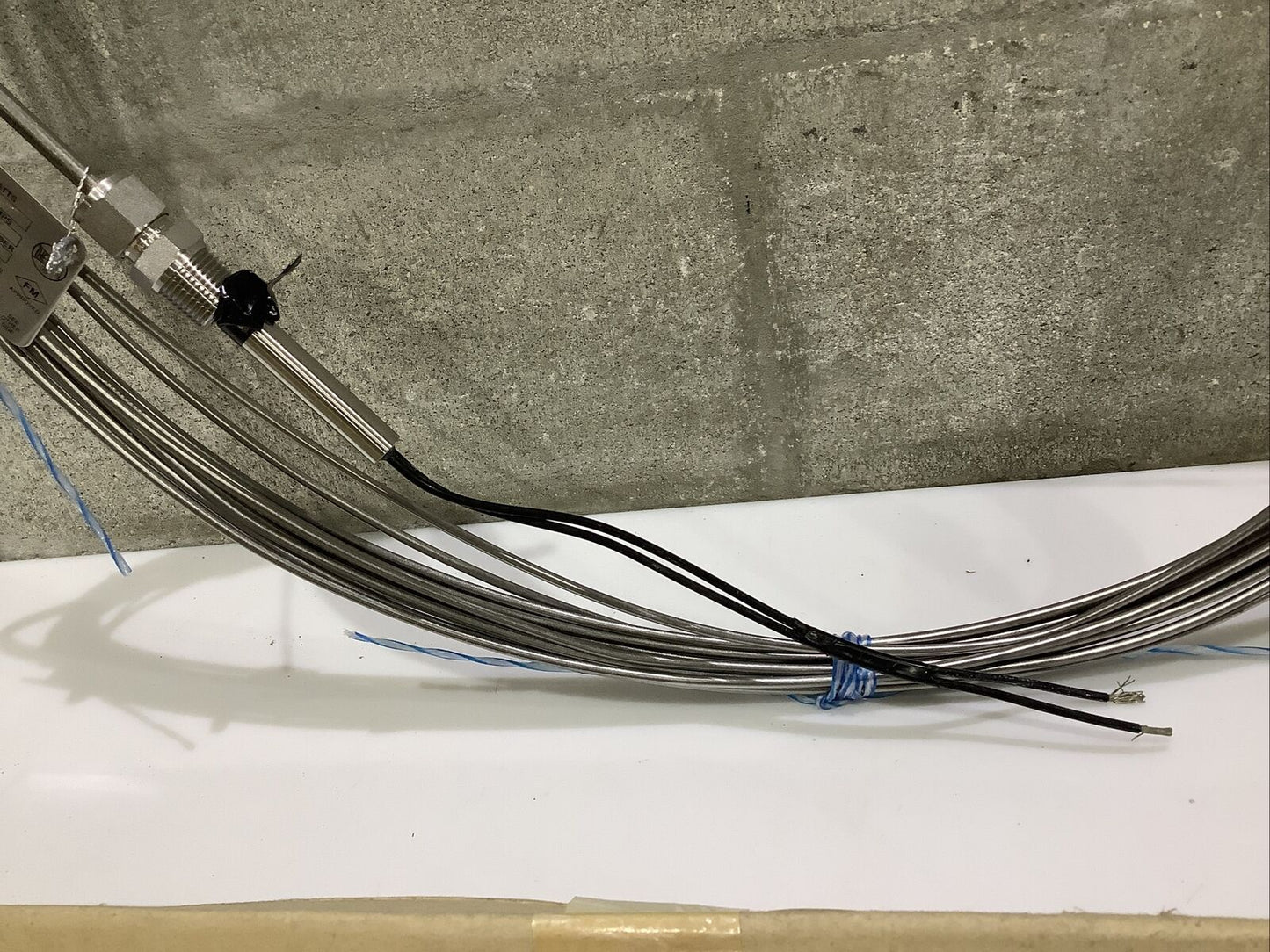THERMON MIQ14E1L2S D/MIQ-14E1L-2S/88/350 HEAT CABLE SET 88 FEET ECH