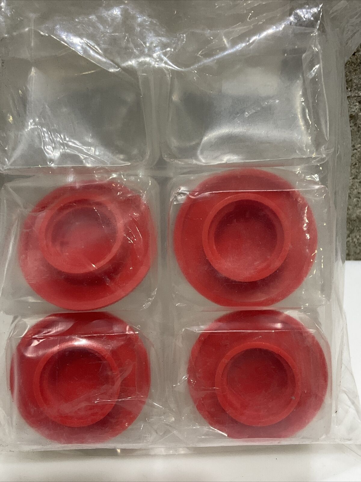 IDEC AVW4B-R RED LENS 40 MM EMERGENCY OFF PUSHBUTTON COVER LOT OF 4 476