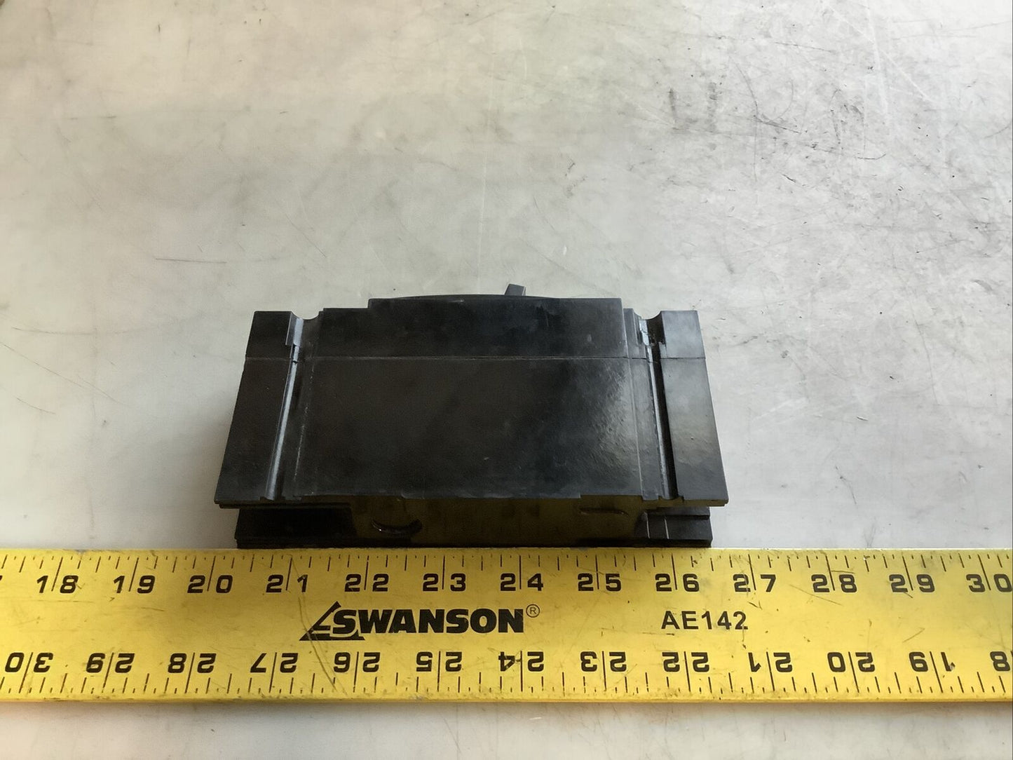 GENERAL ELECTRIC TEB111020 CIRCUIT BREAKER 120VAC 20A 476