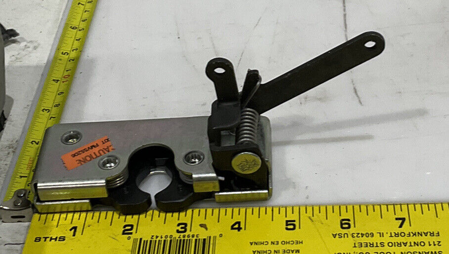 CAT 356-7550 LATCH ASSEMBLY 476