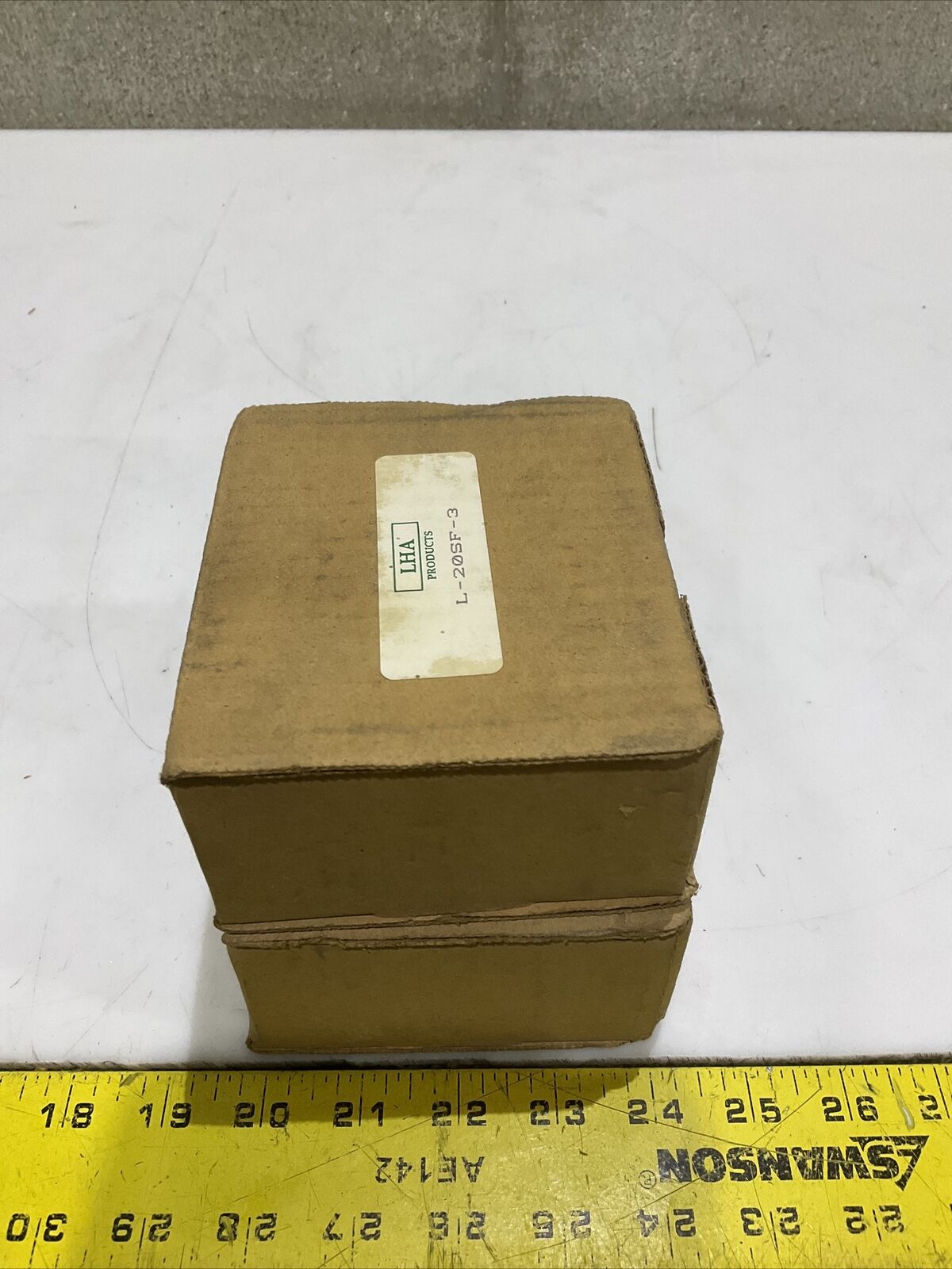LHA L-20SF-3 ENGINE OIL FILTER FLANGE LOT OF 2 476