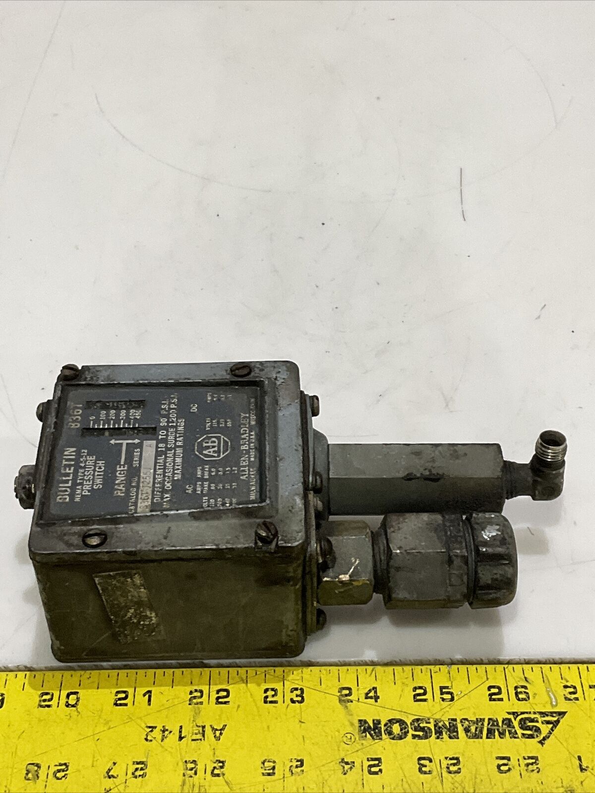 ALLEN BRADLEY 836T T255J SERIES A PRESSURE SWITH TYPE 4-5-12 476
