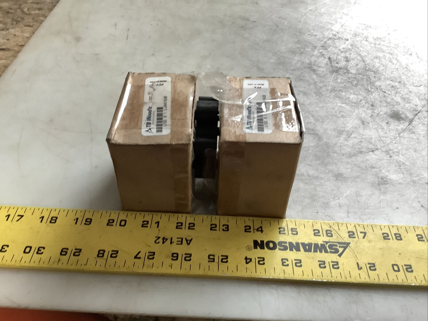 TB WOODS L100118 AND L1001 JAW COUPLING HUB AND TB WOODS 099 SPIDER INSERT 476