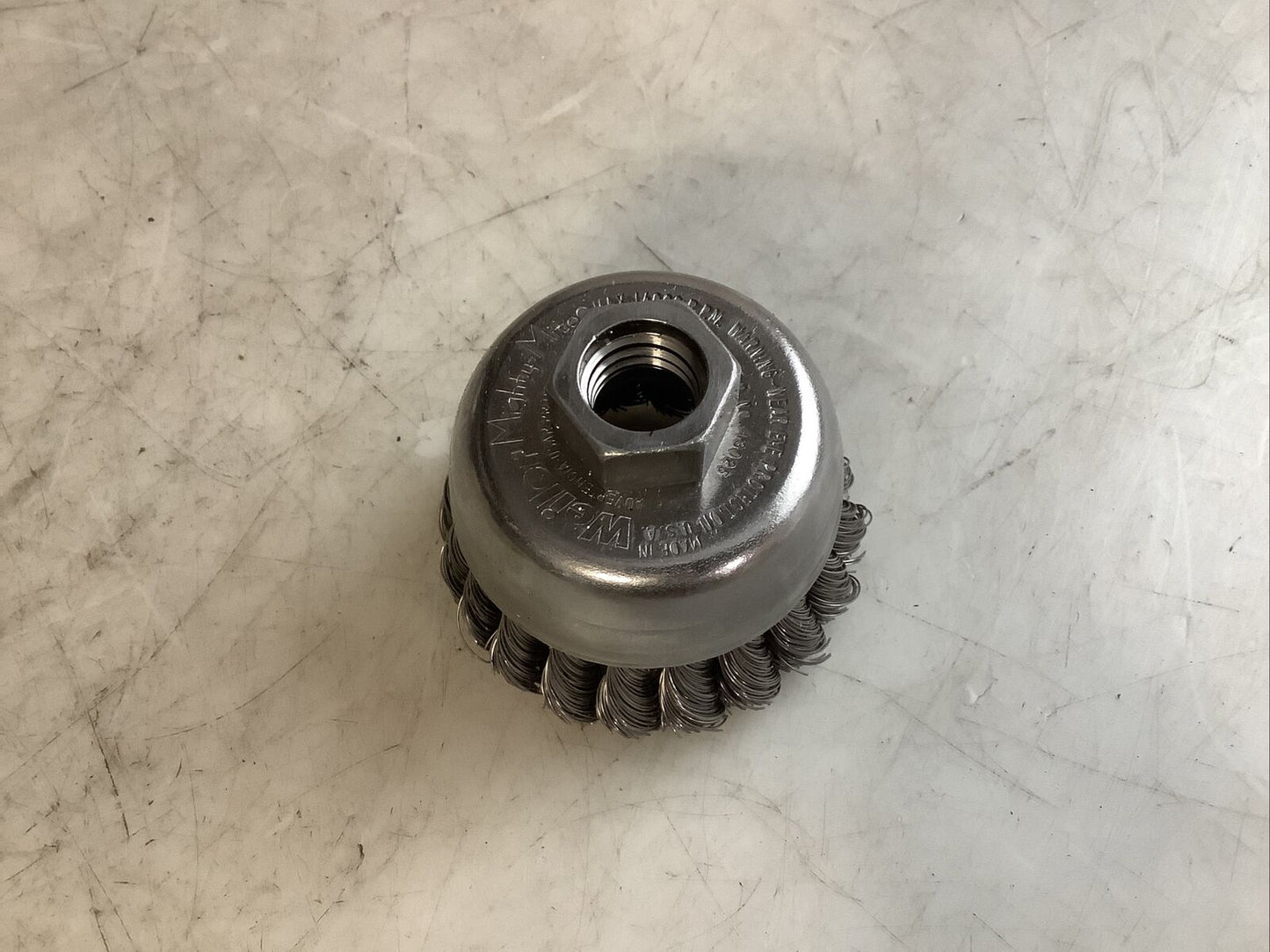 WEILER 13025 SINGLE ROW KNOT CUP BRUSH 2-3/4IN 5/8IN-11 NUT 476
