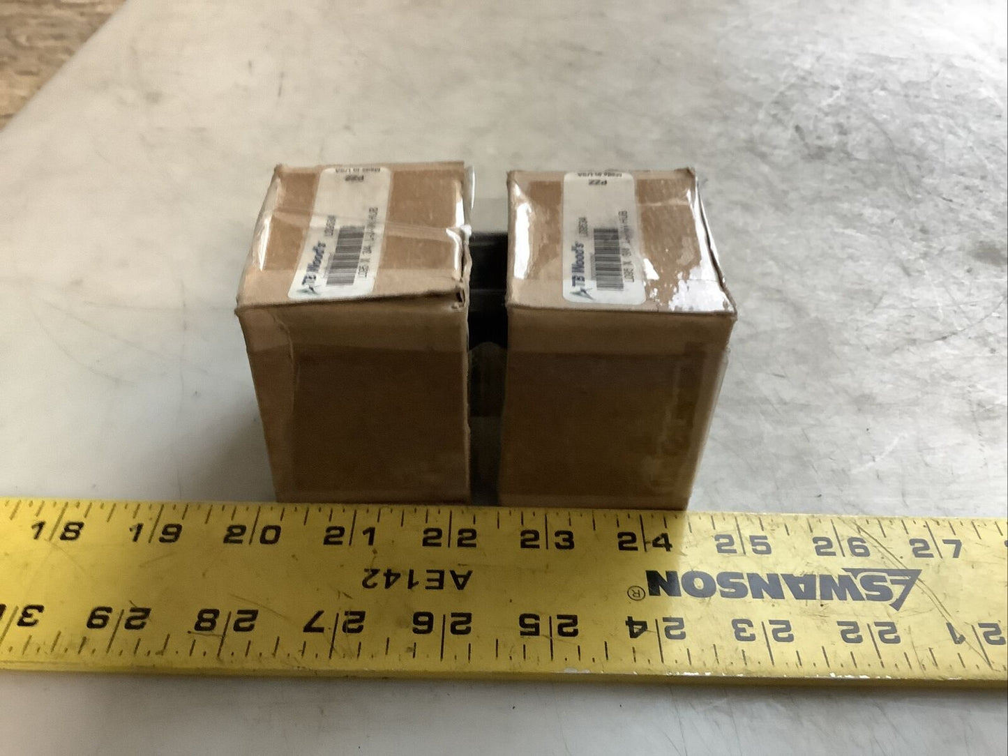TB WOODS L09534 JAW COUPLING HUB QTY 2 AND TB WOODS L090 SPIDER INSERT 476