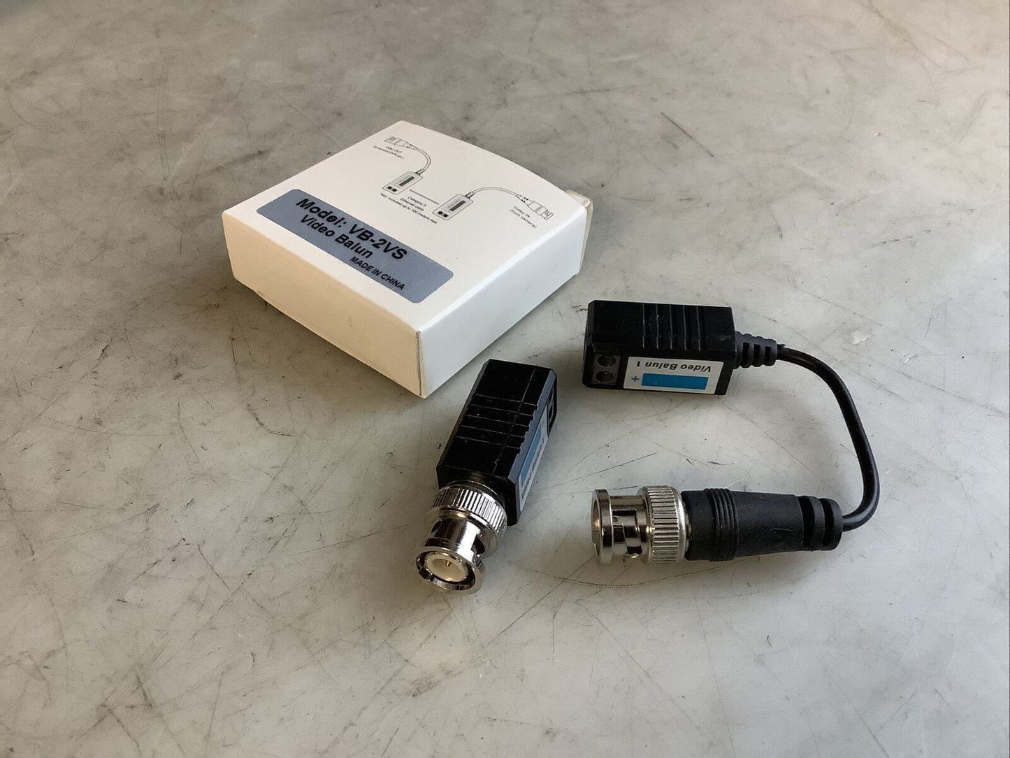 VB-2VS VIDEO BALUN 476 - LOT OF 48