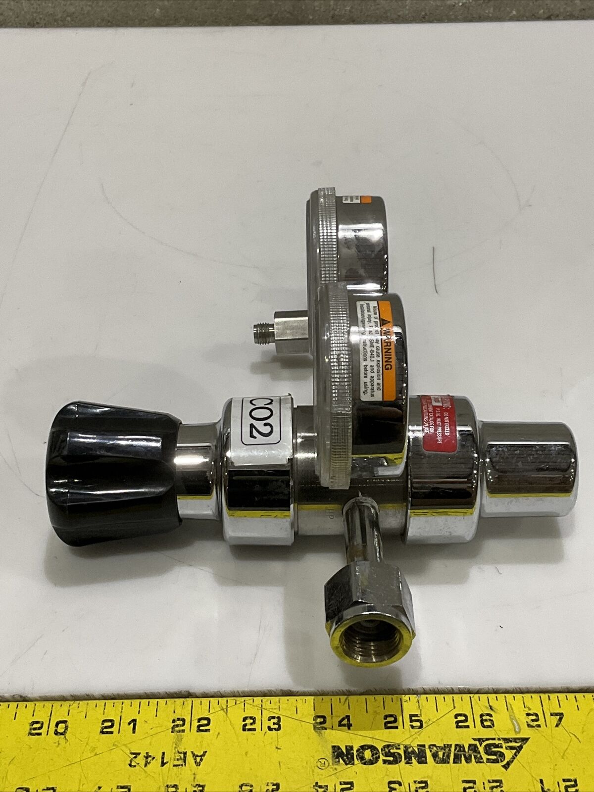 MATHESON 81-BF-320 DUAL GAUGE REGULATOR 476