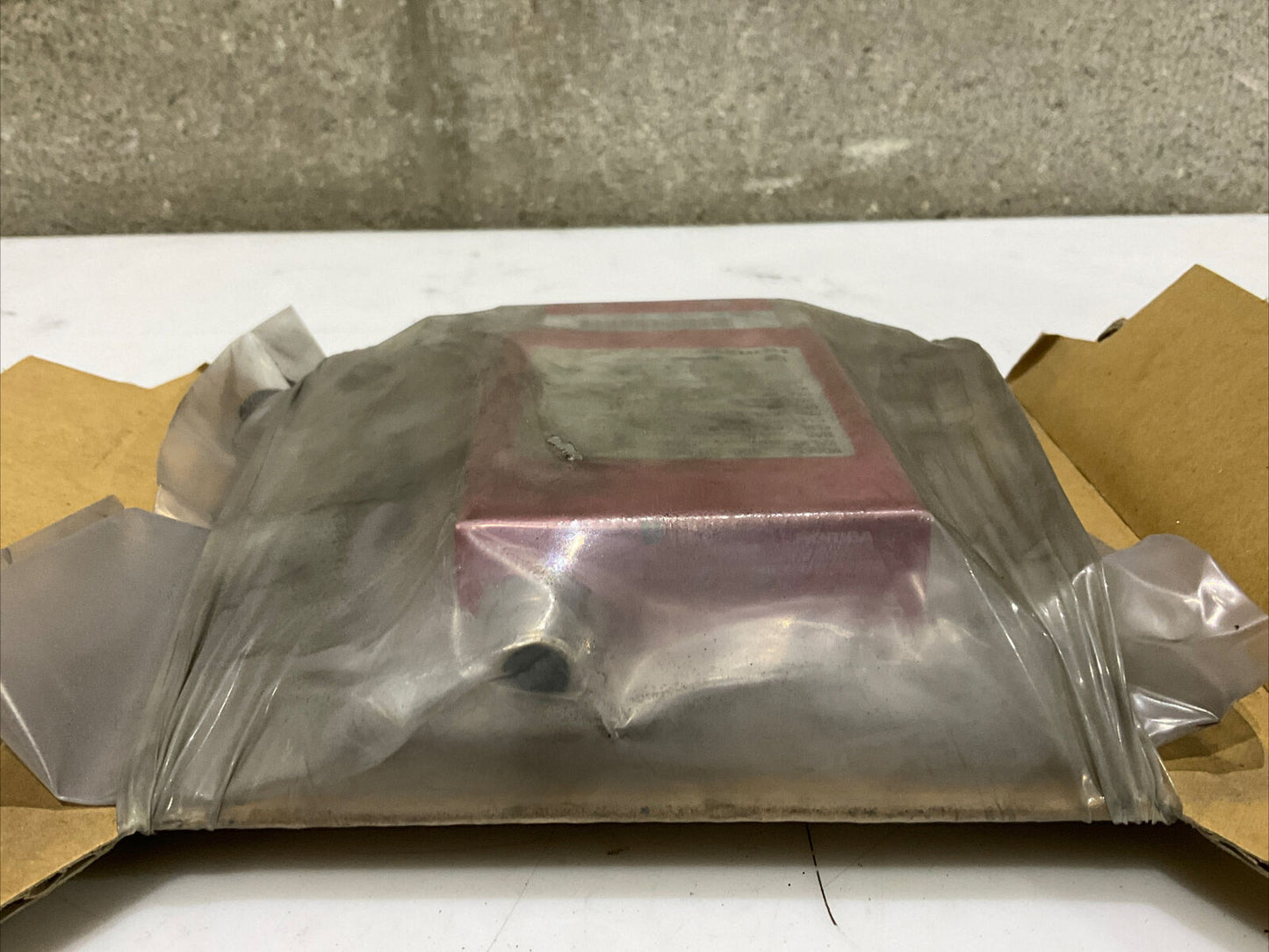 HORIBASTEC N2 10SLM SEC-Z524MGXN ELECTRICAL MASS FLOW CONTROLLER VALVE 476
