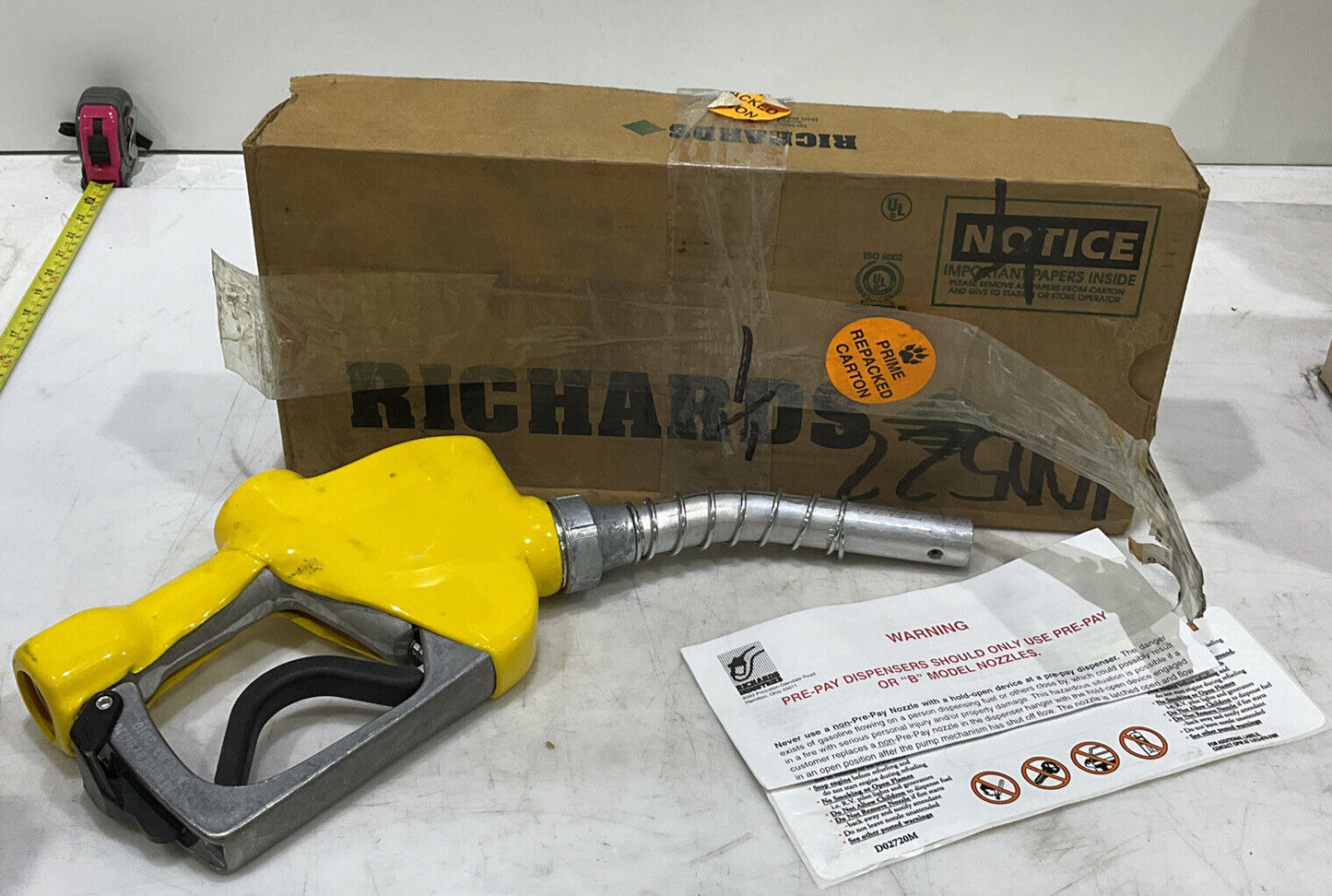 RICHARDS OPW N1001-L1YWNO YELLOW AUTOMATIC FUEL NOZZLE LEADED 476