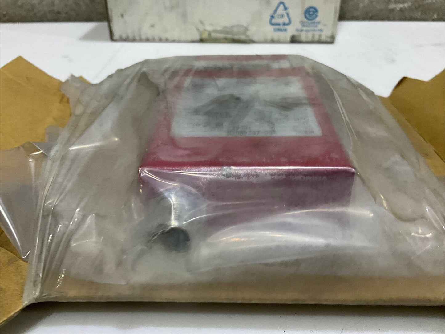 HORIBASTEC SEC-Z524MGXN 30SLM N2 ELECTRICAL MASS FLOW CONTROLLER VALVE 476