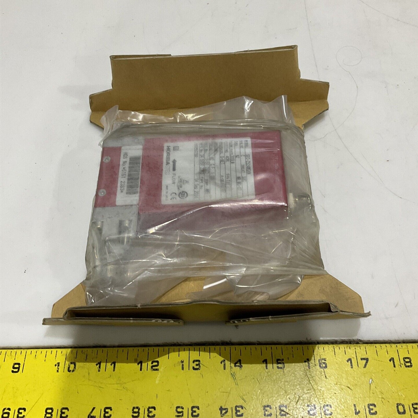 HORIBASTEC SEC-Z524MGXN 30SLM N2 ELECTRICAL MASS FLOW CONTROLLER VALVE 476