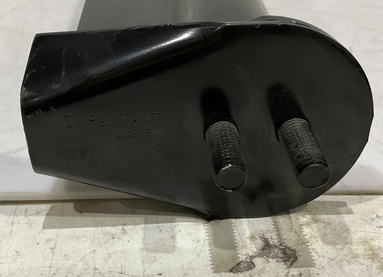 BETTS 1051060 MUD FLAP BRACKET 476
