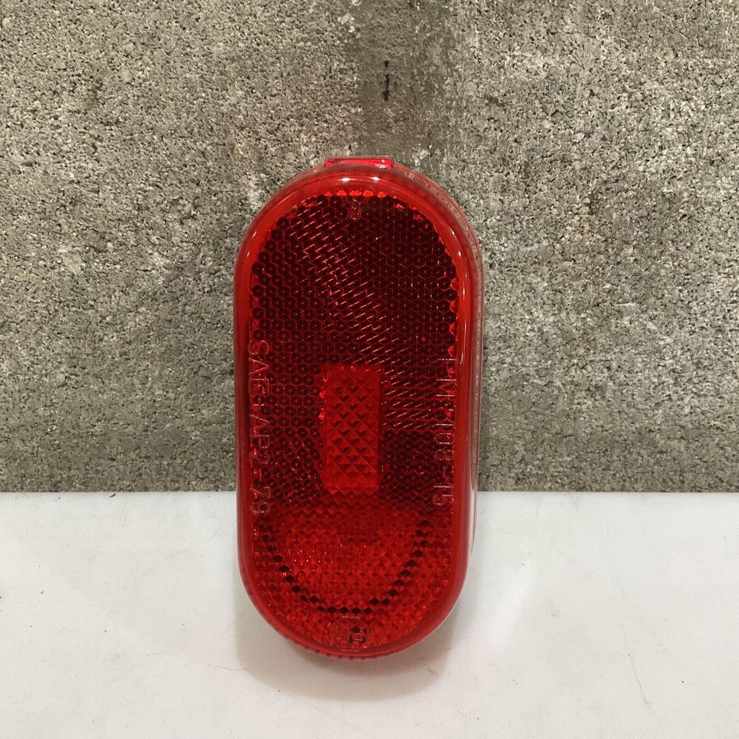 PETERSON PM V108WA V108WR OBLONG AMBER & RED CLEARANCE MARKER LIGHT LOT OF 9 476