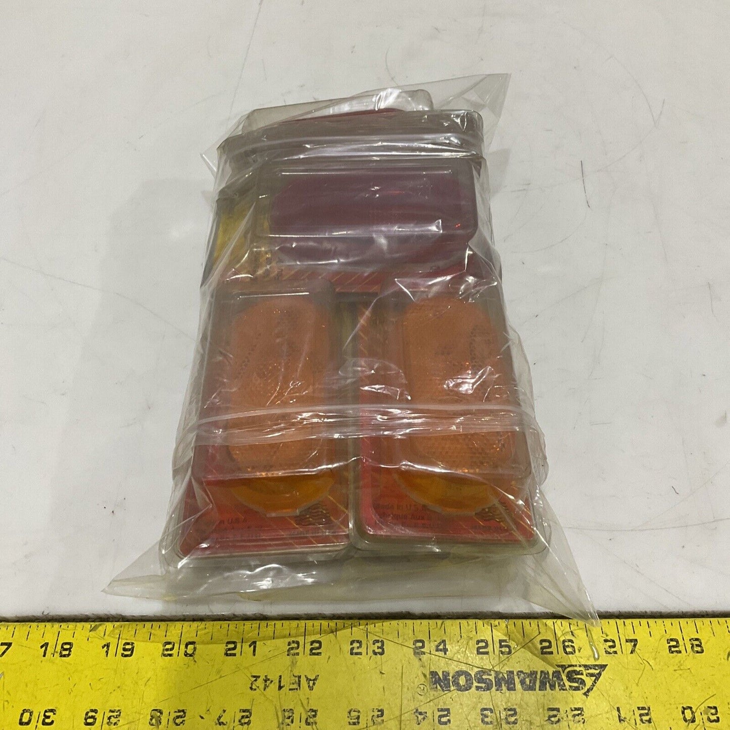 PETERSON PM V108WA V108WR OBLONG AMBER & RED CLEARANCE MARKER LIGHT LOT OF 9 476