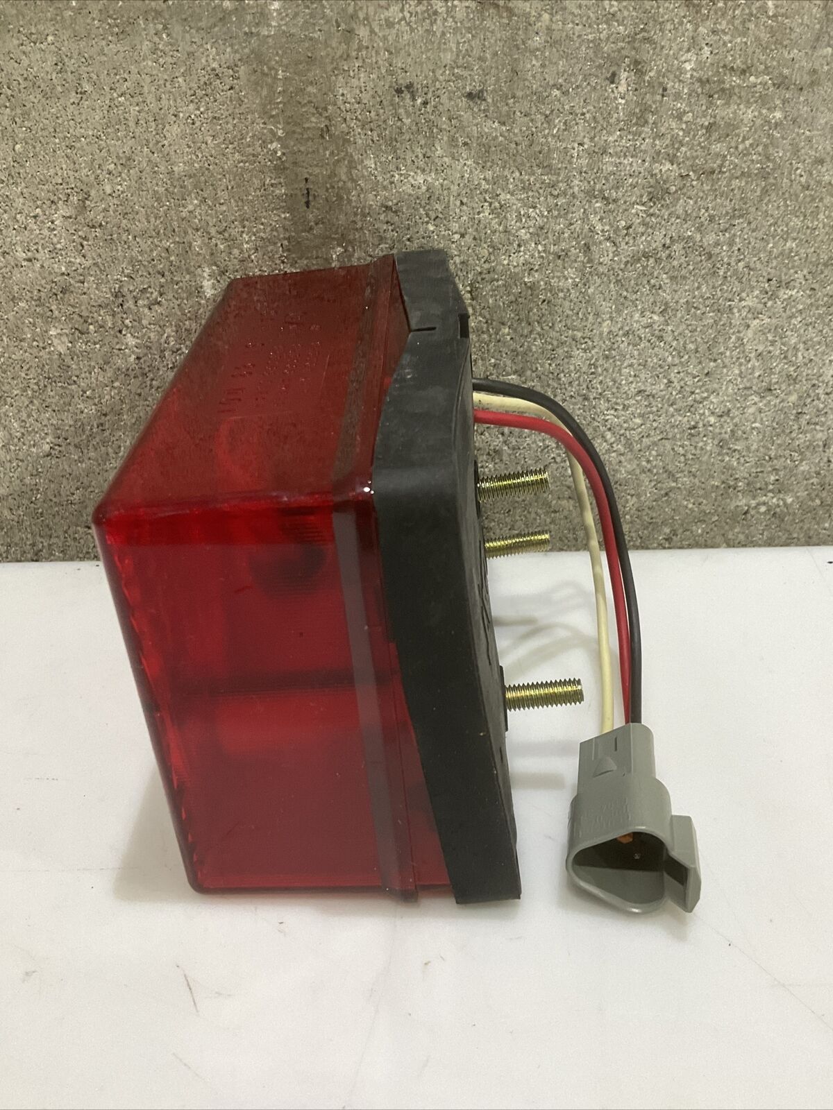 CAT 3E-6467 LAMP G SIGNAL 476