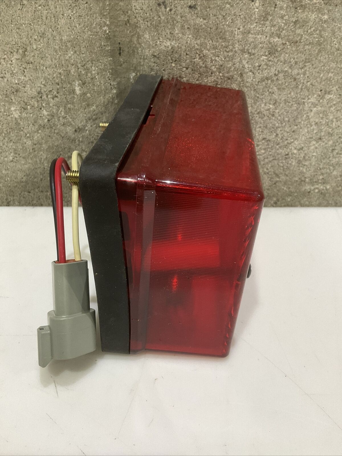 CAT 3E-6467 LAMP G SIGNAL 476