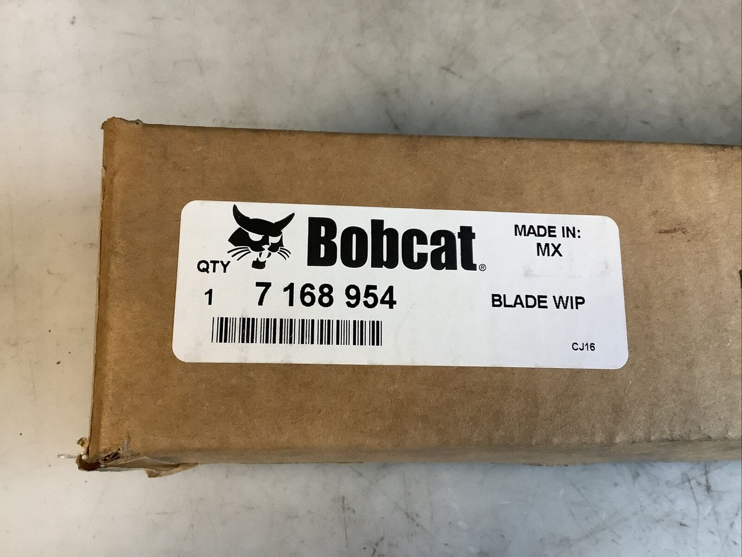 BOBCAT 7168954 WIPER BLADE 476