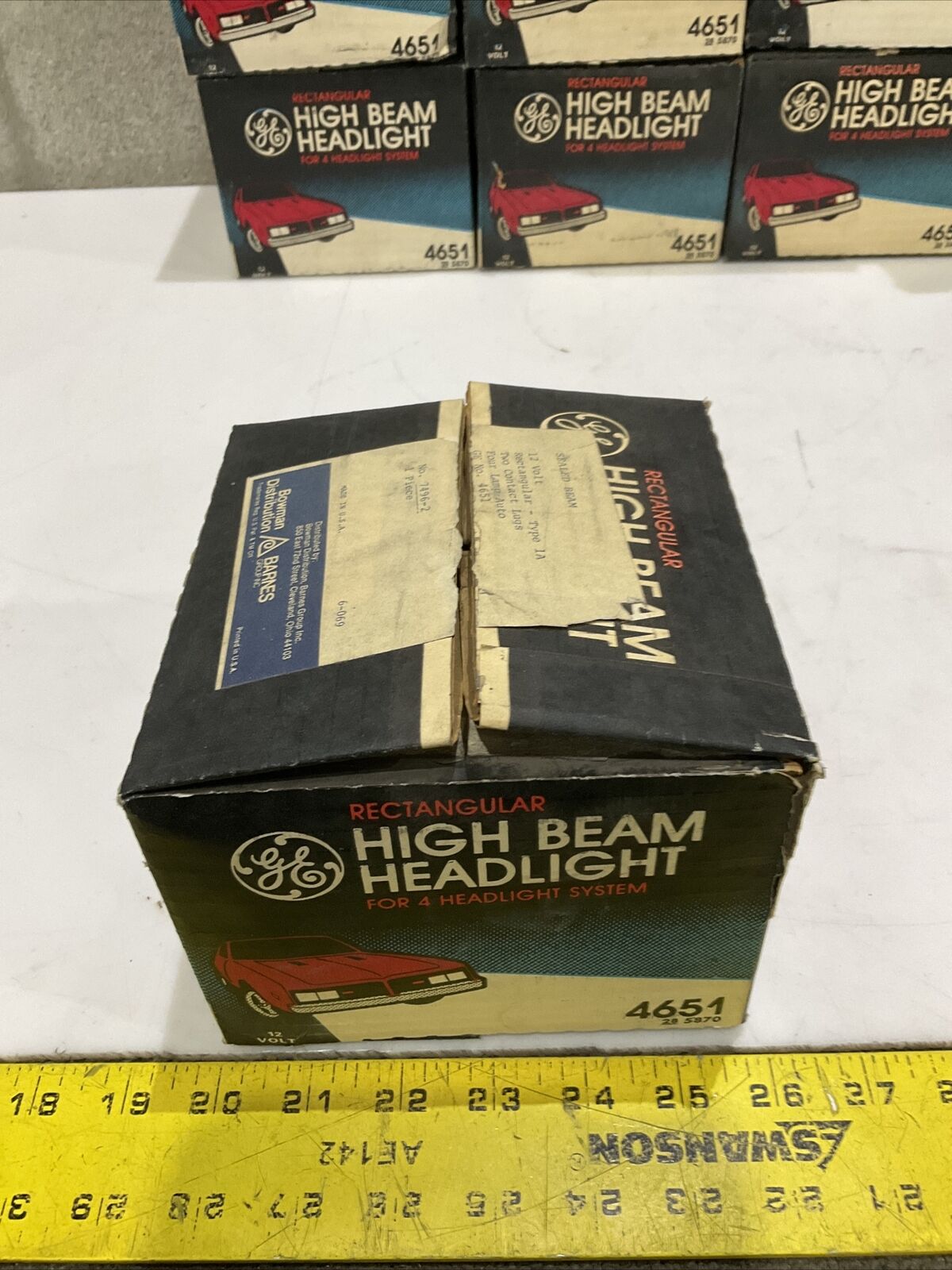 GE 4651 HIGH BEAM HEADLIGHT FOR 4 HEADLAMP SYSTEM LOT OF 11 476