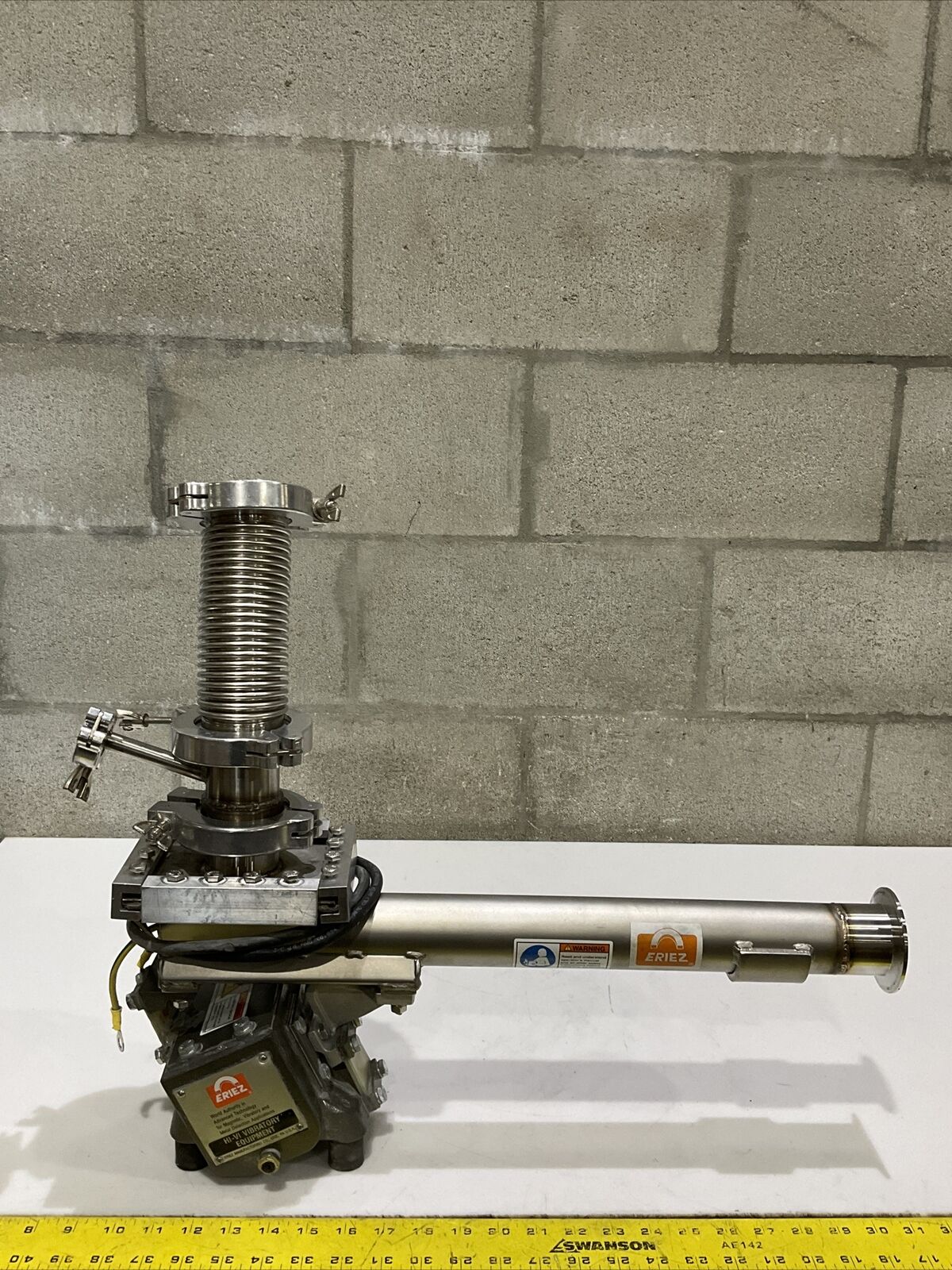 ERIEZ 15A 303760-2 2/16 VIBRATING PAN FEEDER CDM 115V .50 AMP 60 HZ CDM