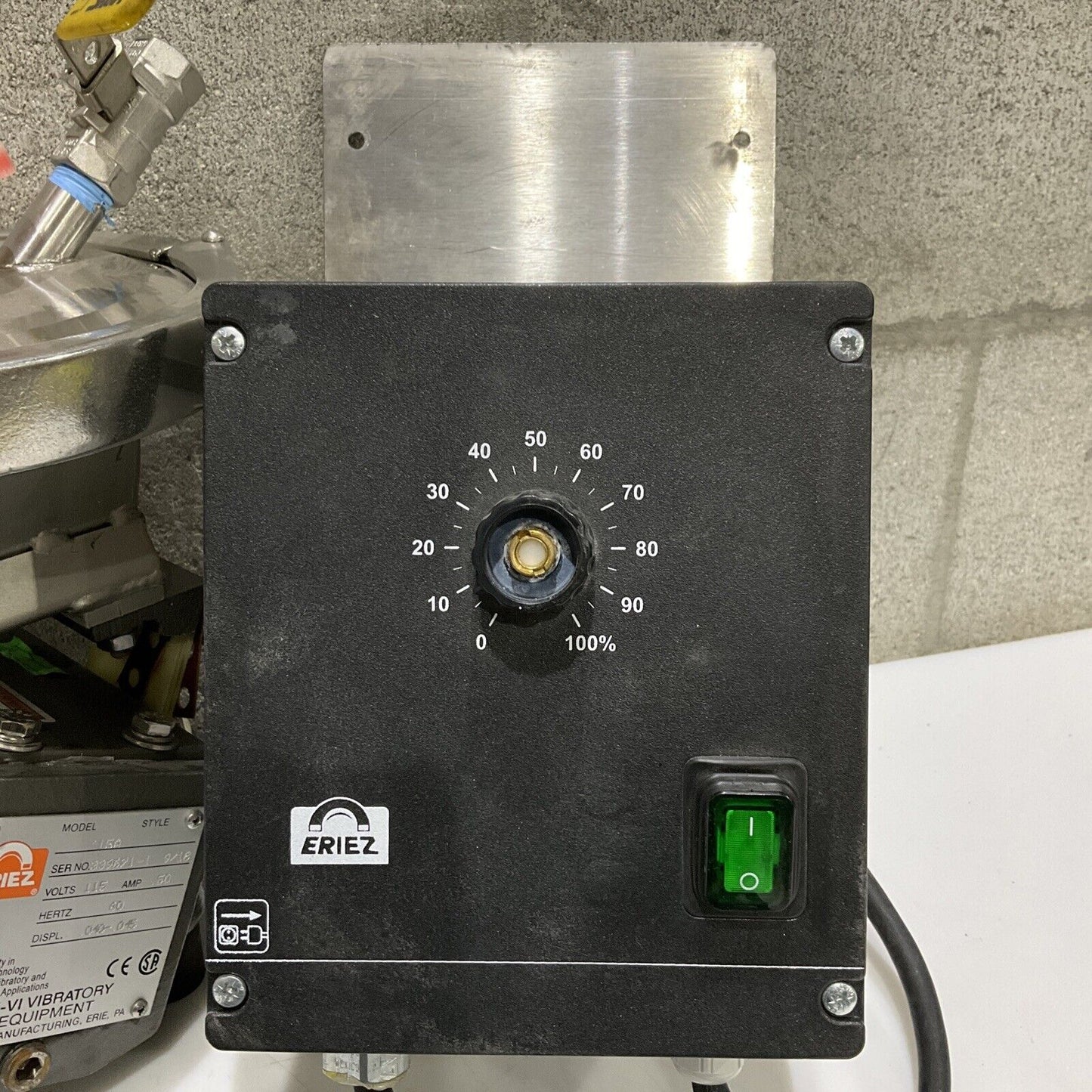 ERIEZ UN-115-2A-FW VIBRATORY FEEDER CONTROL 15A VIBRATING PAN FEEDER CDM
